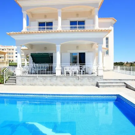 Villa Vivenda Luz - Jacuzzi & Swimming Pool