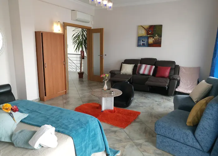 Vivenda Luz - Jacuzzi & Swimming Pool Villa