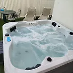 Vivenda Luz - Jacuzzi&swimming Pool * Albufeira